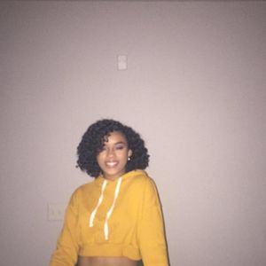 Meet your Posher, Janelle